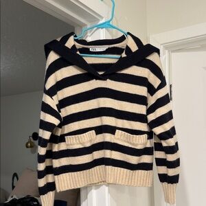 Zara Women's V-Neck Striped Sweater - Black and Cream